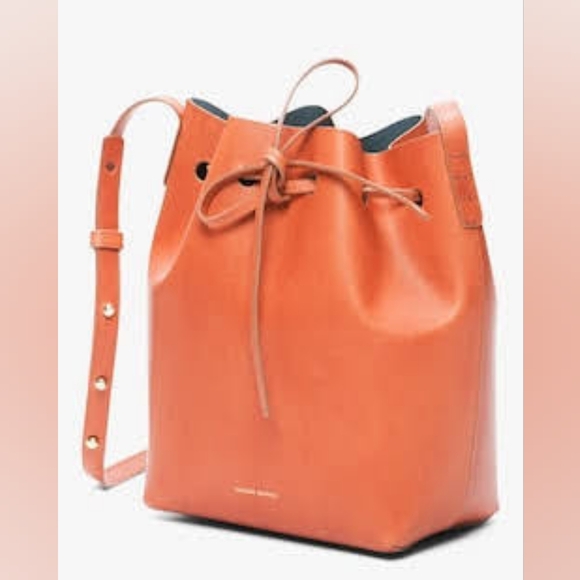 NWT Mansur Gavriel drawstring bucket leather bag in Brandy, Azure Interior - Picture 9 of 13